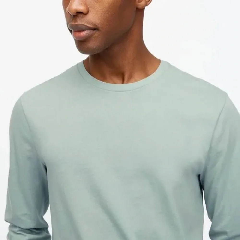 J Crew Factory Mens M Long-sleeve washed jersey tee Stone Blue
Item 03448 - Picture 3 of 4